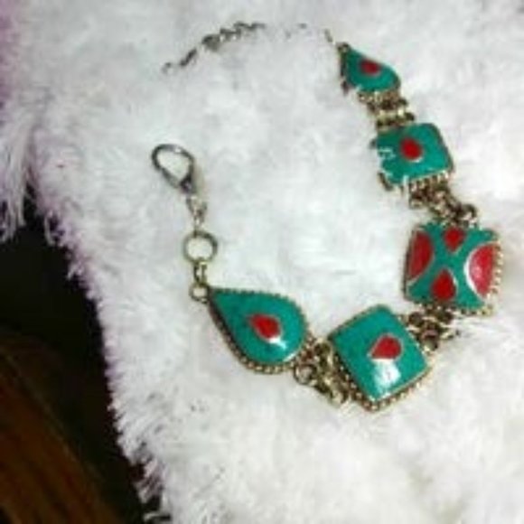 Red Coral & Turquoise Bracelet - Picture 4 of 5